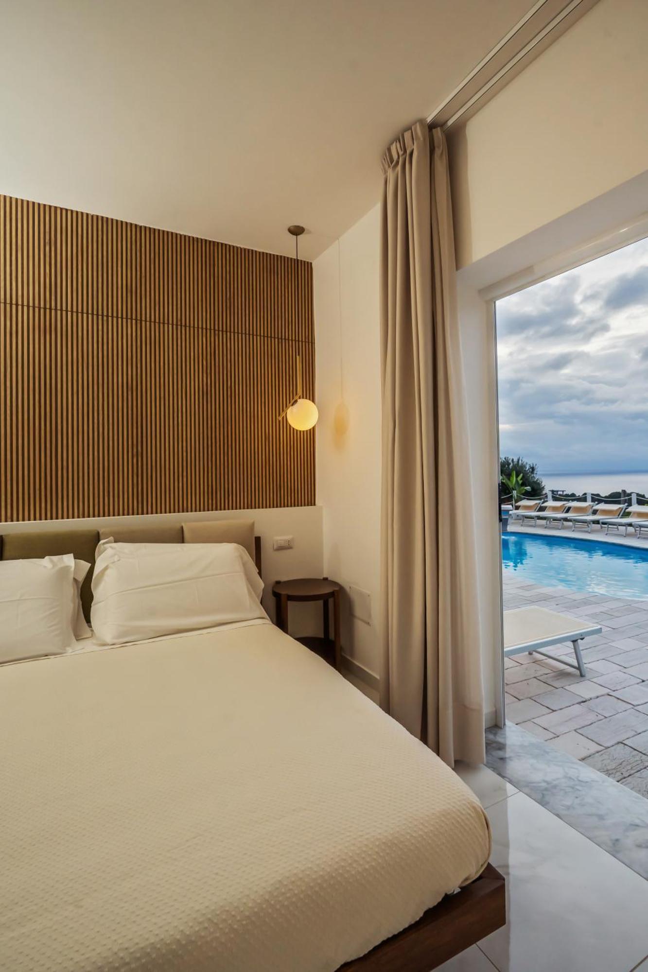 Bed & Breakfast Infinity Castellabate Di Charme *